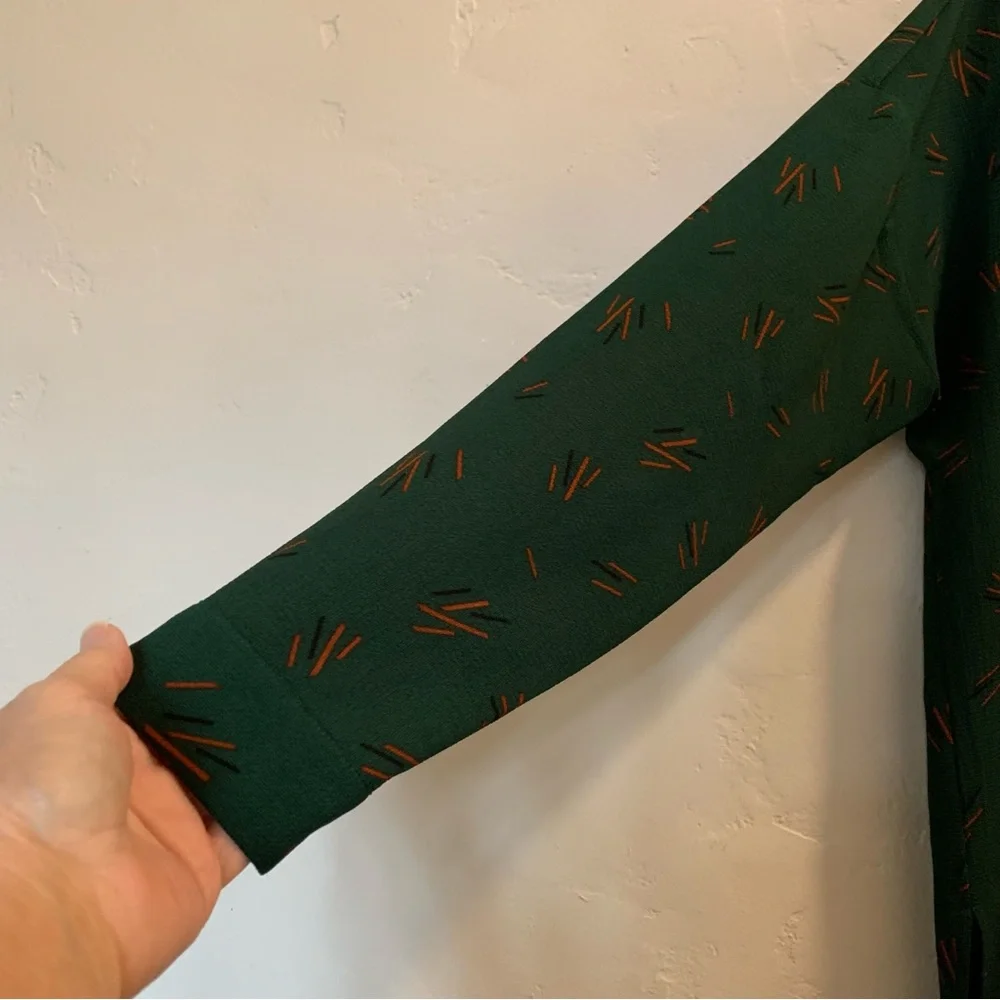 All in Favor Emerald Green Blouse Size Small - Picture 5 of 14